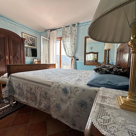 Villa Anna Torria Exterior photo