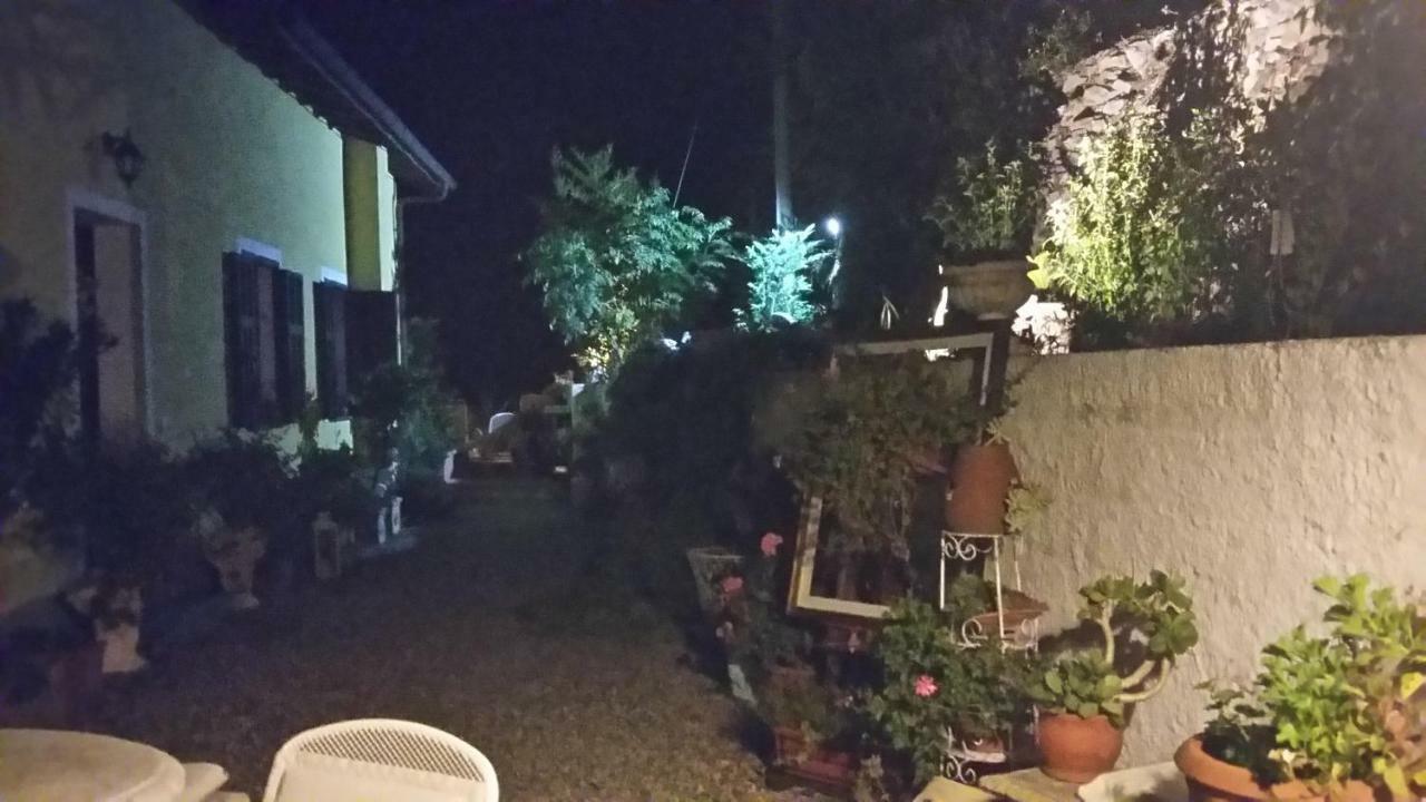 Villa Anna Torria Exterior photo